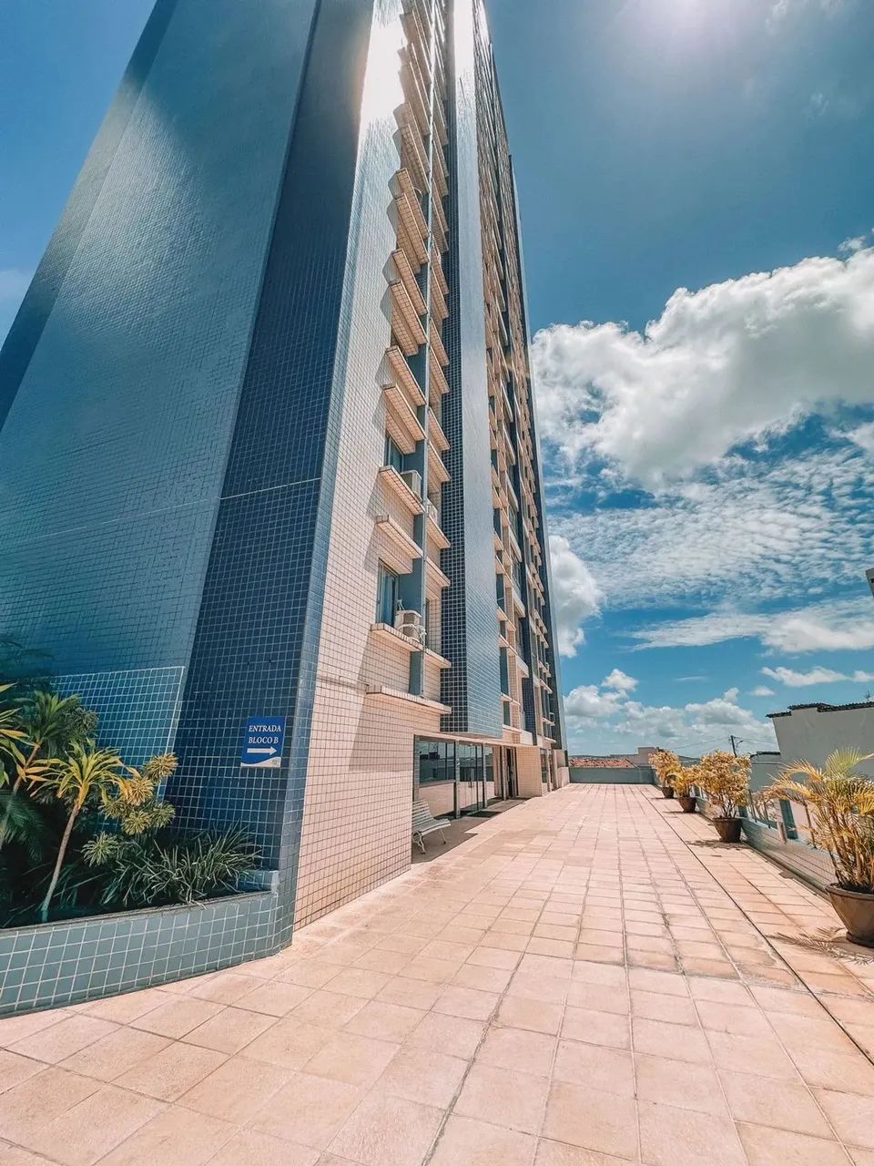 Oferta!! Apartamento 4/4 Com 195M² No Residencial Chácara - Foto 2