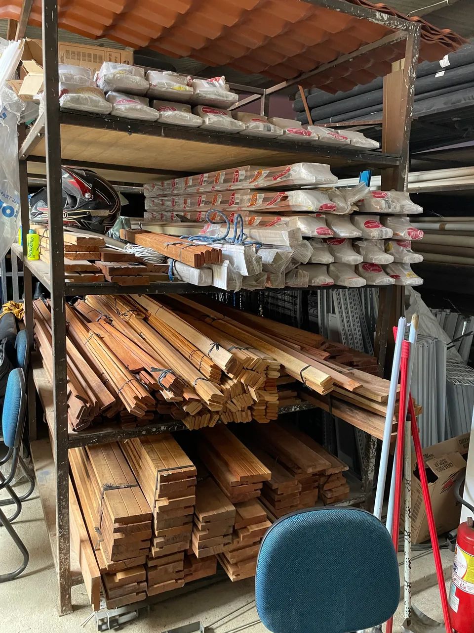 Prateleiras para estoque.  - Foto 4