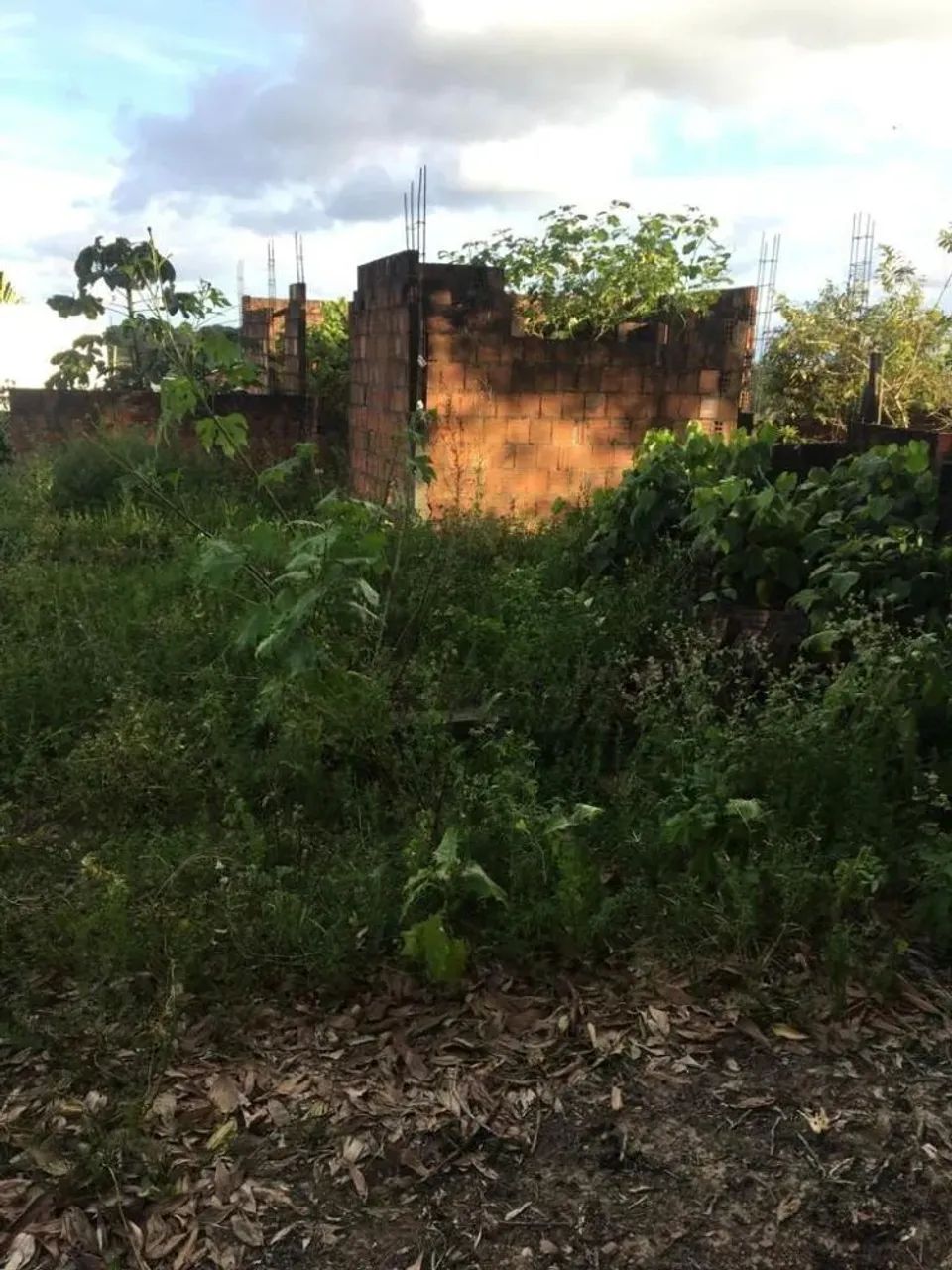 Ótimo Terreno 1.333m2 de Esquina, Todo Murado, Casa em Construção, Aldeia Km 09, Aceito Ca - Foto 8