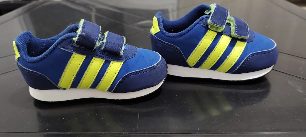 Tênis Adidas Azul com Listras Amarelas - Infantil Original 