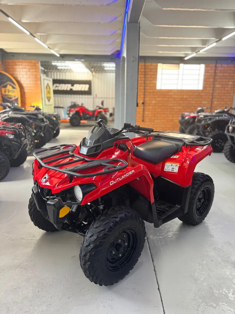 Quadriciclo Can am 570cc HO 2018