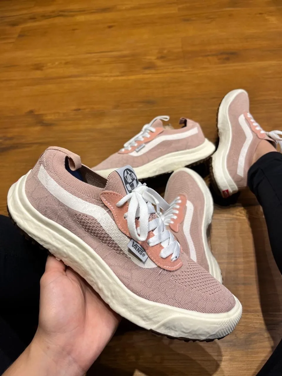 Tênis Vans Rosa - Novo e estiloso!