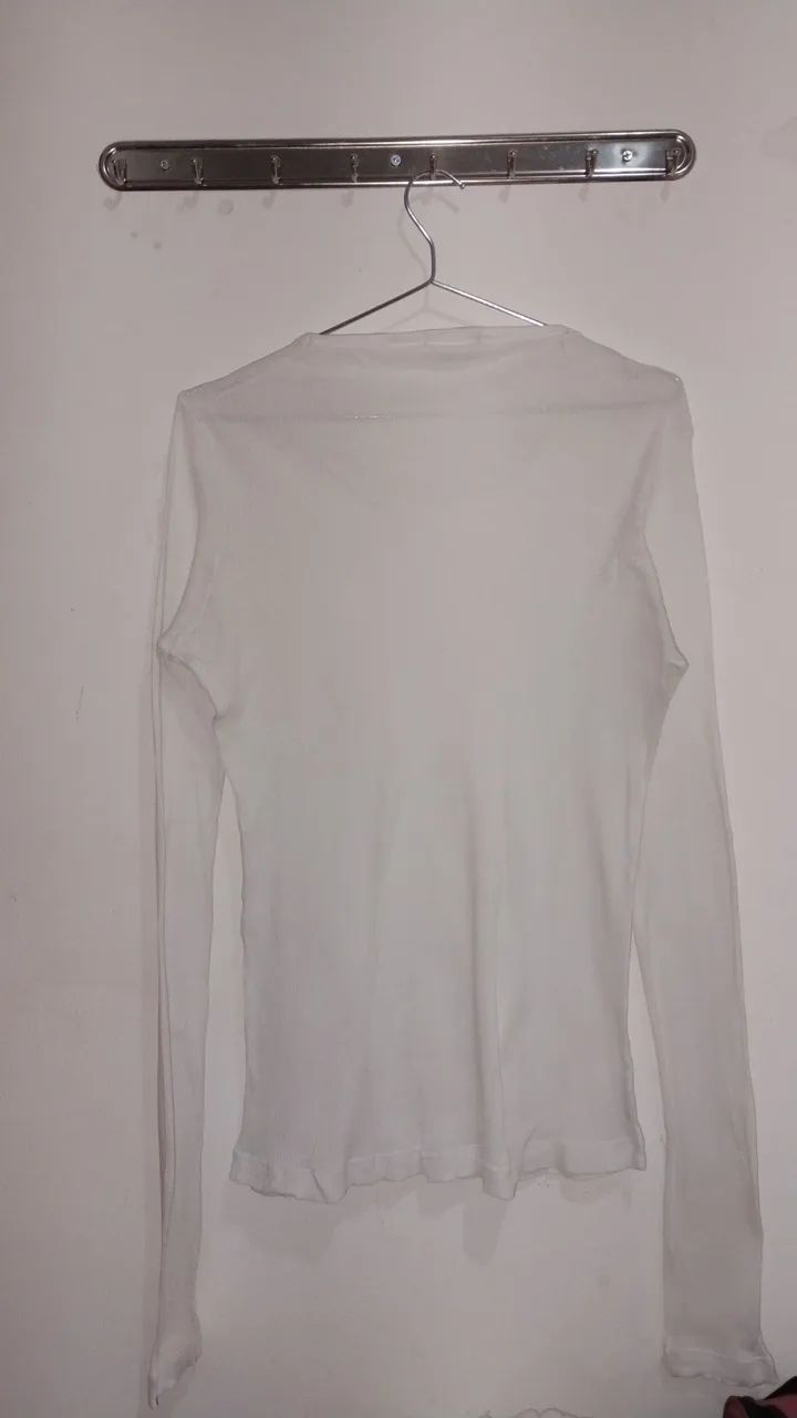 Blusa canelada branca de manga longa<br> - Foto 3