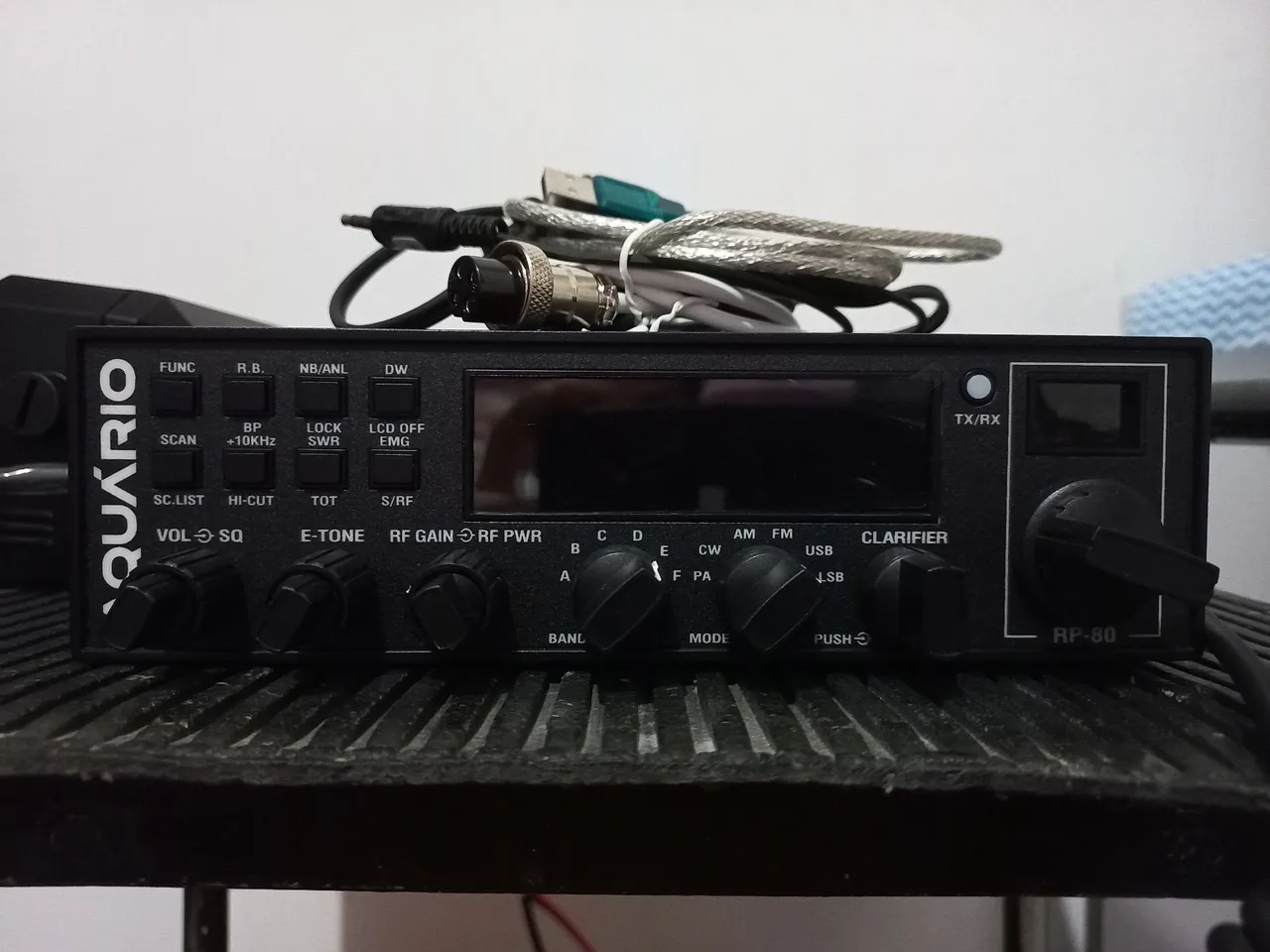 Rádio Aquário RP80 com Rib interface pra modos digitais
