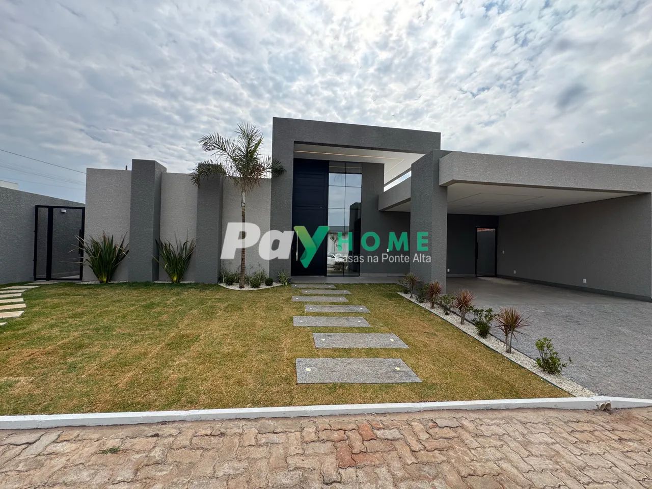 Ponte Alta Casa 3 suítes! Nova e linda
