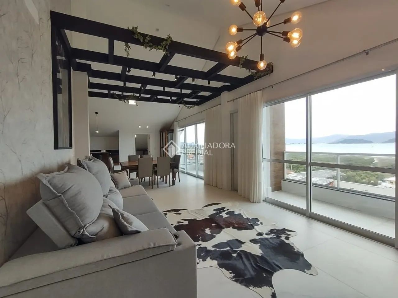 Apartamento Cobertura com vista mar na Pinheira