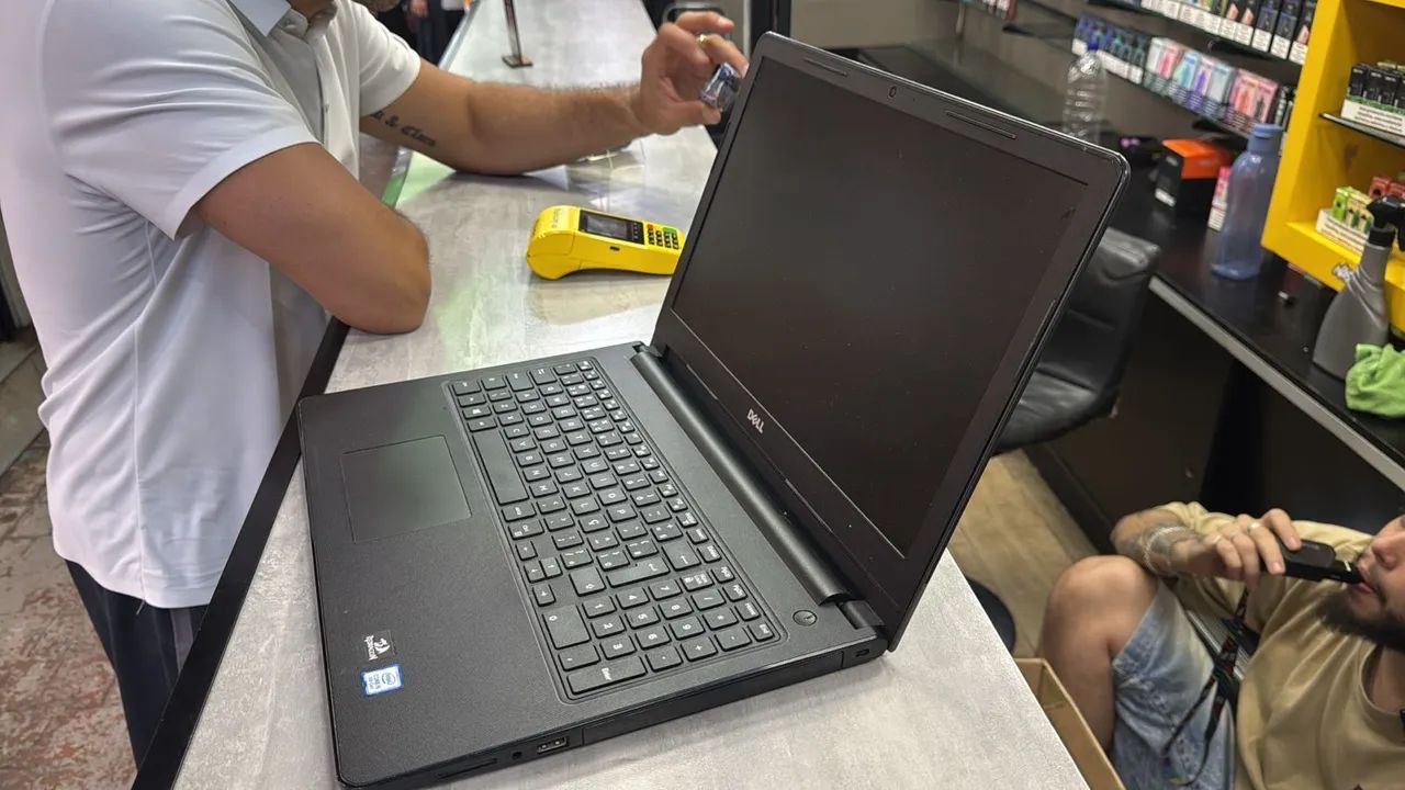 Notebook Dell Inspiron 15 - i5 8250u + 16gb ram + ssd 256gb + Radeon 520 - Foto 5