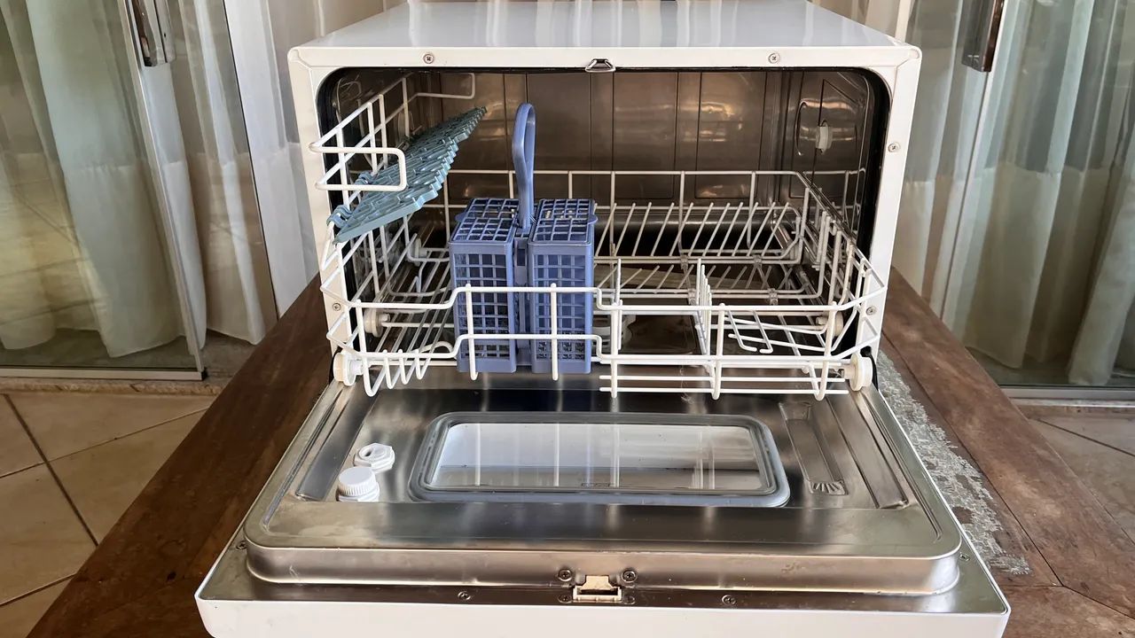 Lavadora de Louças Electrolux - Foto 3