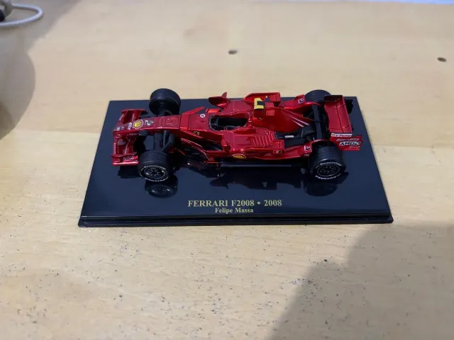 Miniatura Felipe Massa F2008