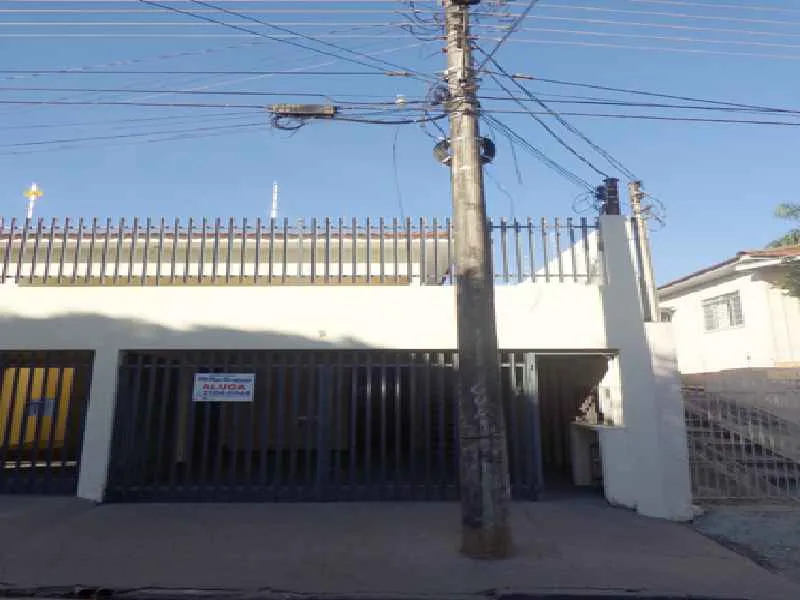CASA PARA LOCACAO NA VILA SANTA HELENA