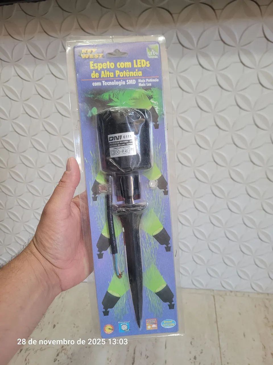 Kit 3 Espetos LED 12 Leds Alta Potência Verde - Jardim/Decoração