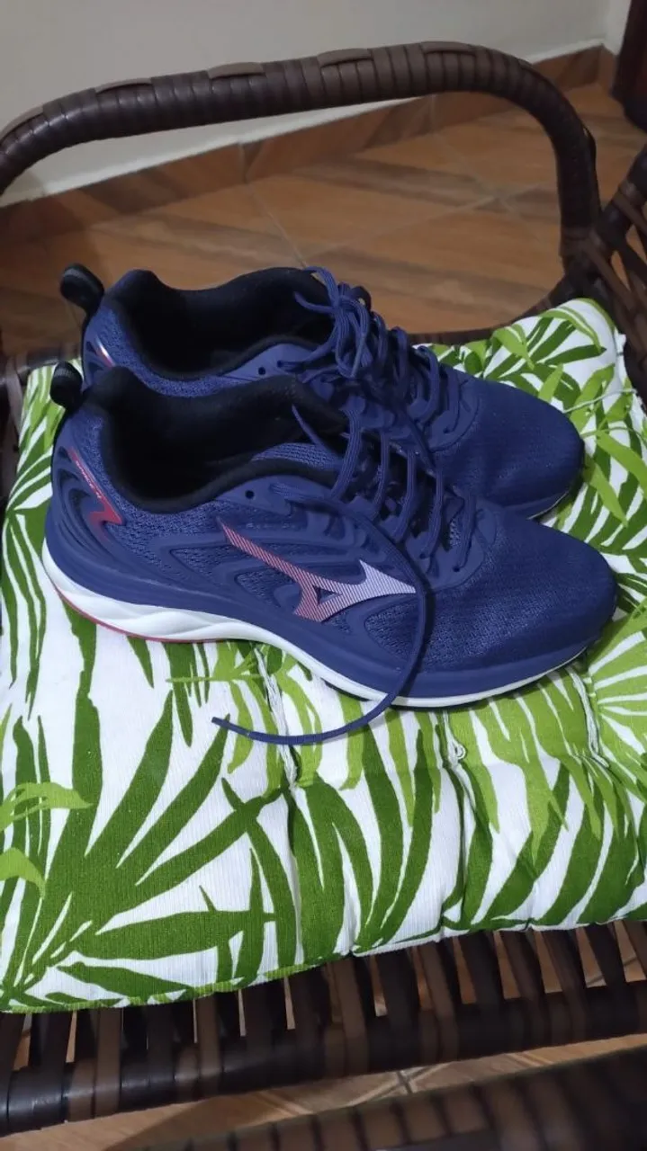Tênis Mizuno Azul - Conforto e Estilo!