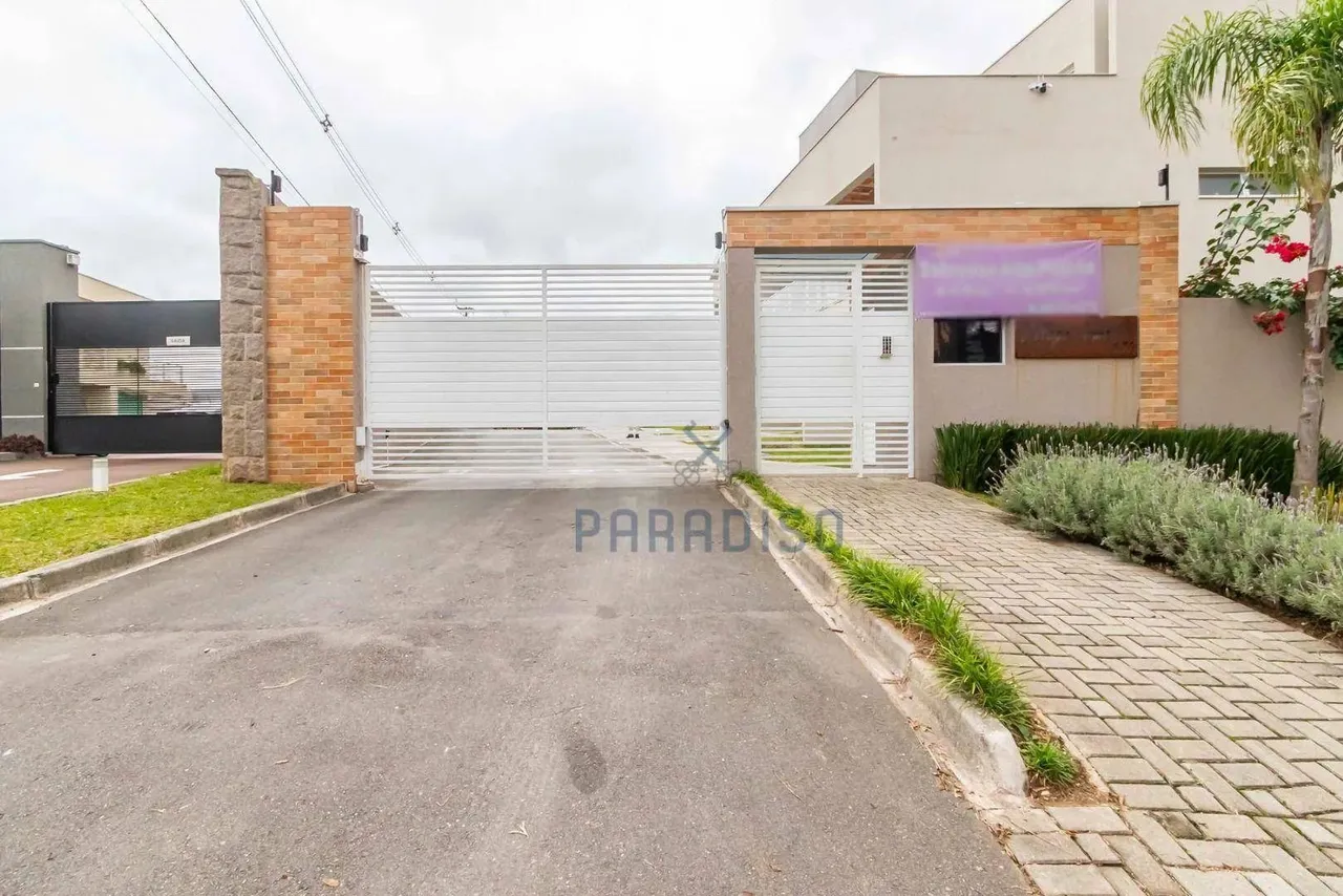 Sobrado com 3 dormitórios à venda, 186 m² - Campo Comprido - Curitiba/PR
