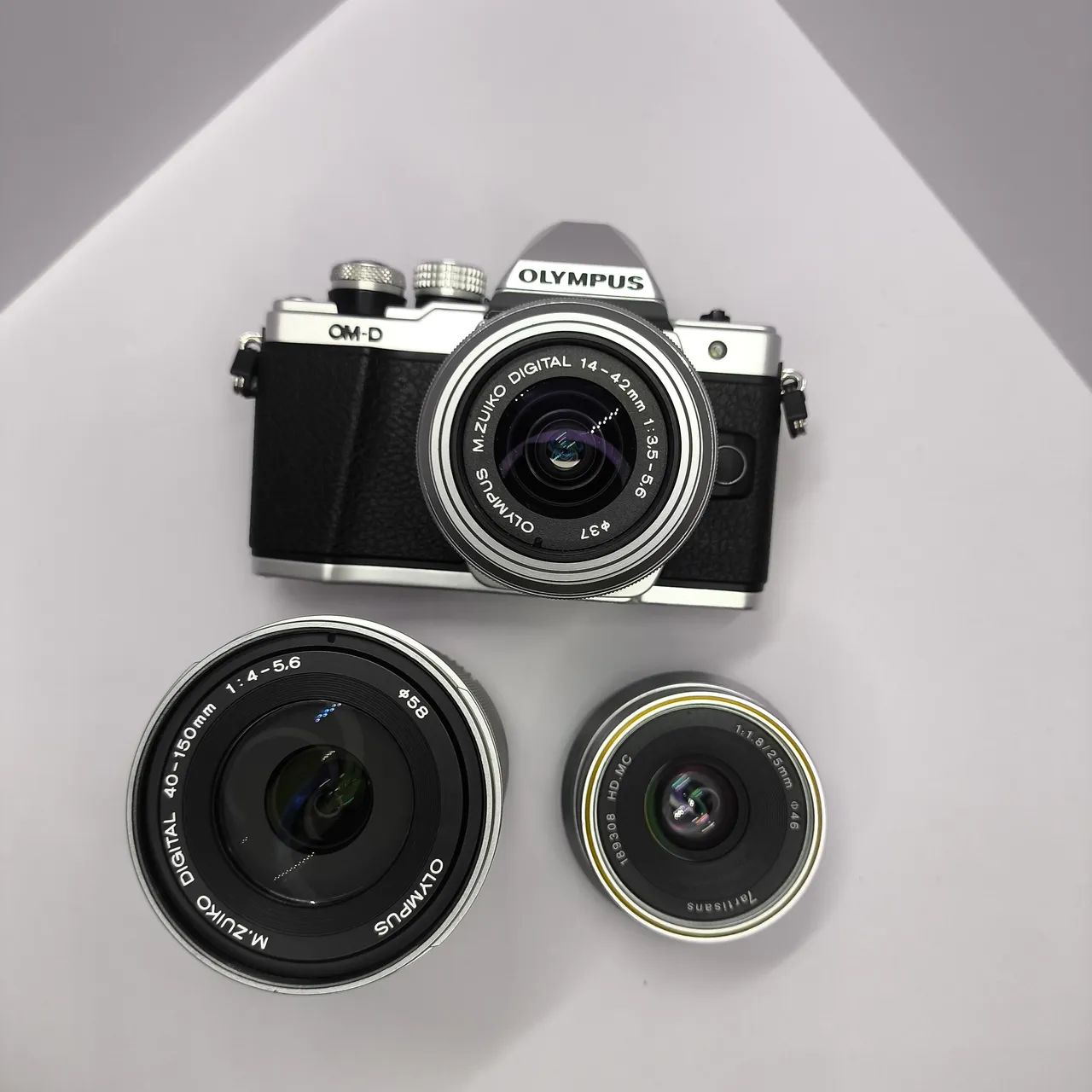 Câmera Olympus OM-D E-M10 Mark ll com lentes - Câmeras e