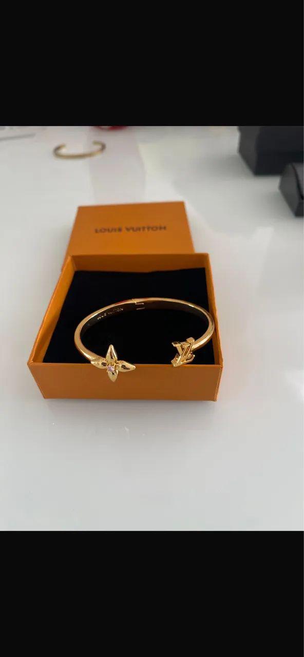 Pulseira bracelete louis vuiiton nova nunca usada comprada em Paris 