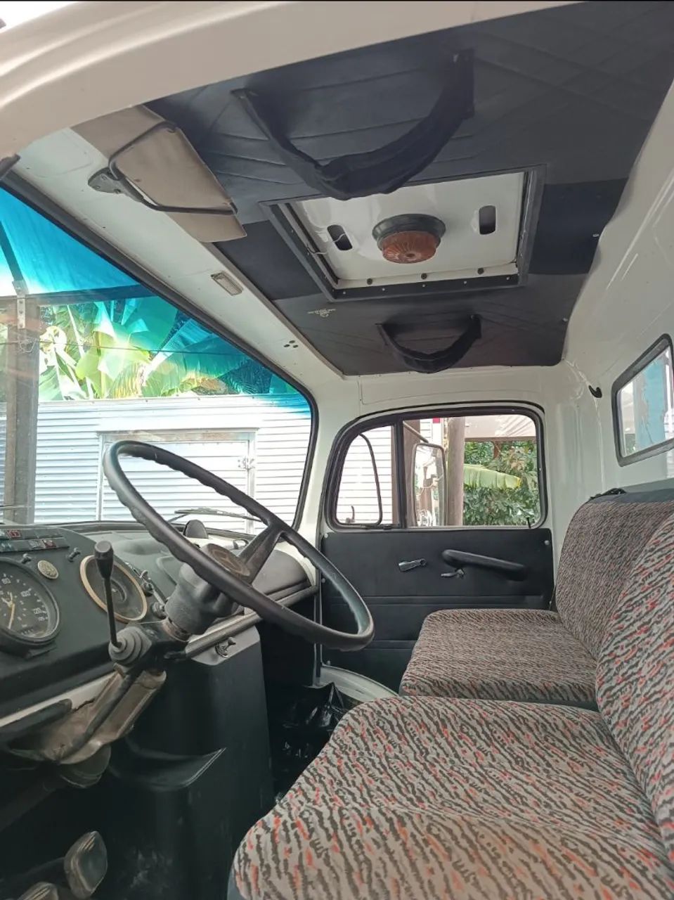 Caminhão Mercedes 2013 Truck 1979 - Foto 3