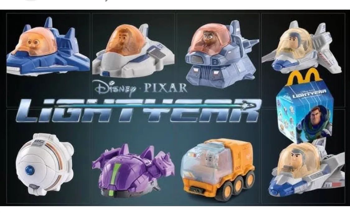 Buzz Lightyear, da franquia Toy Story, filme Ligh - Foto 2