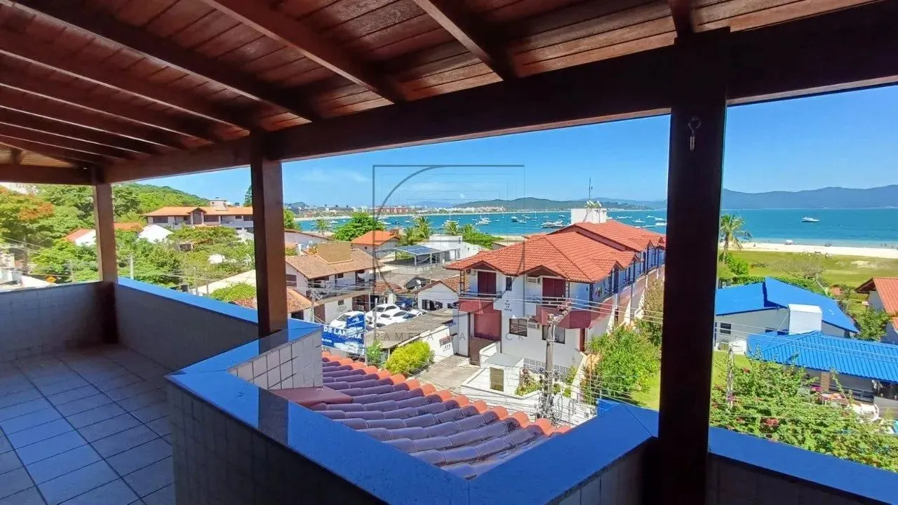 Ccobertura no Edificio Baia de Jurerê