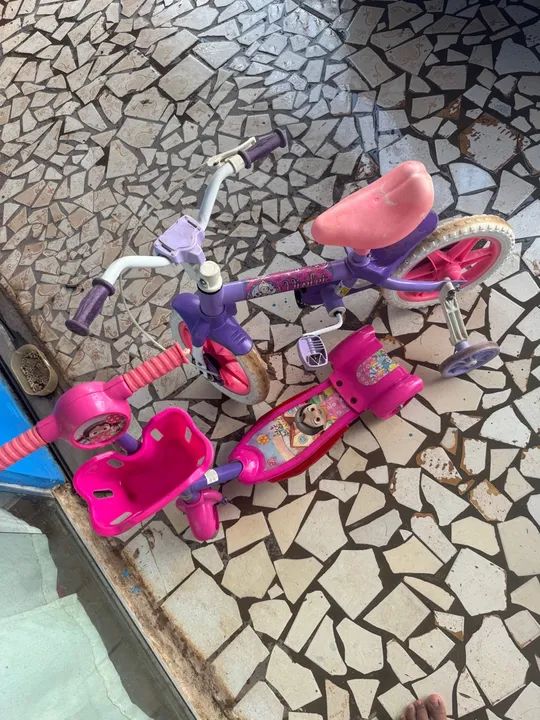 Patinete pouco usado , bicicleta ótimo uso  - Foto 2