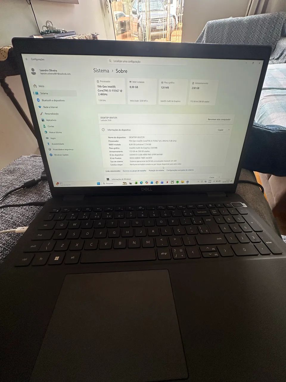Notebook Dell latitude 3520 top