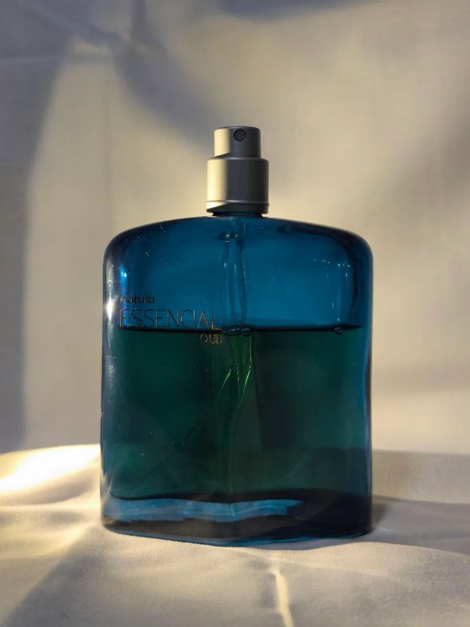 Perfume Natura Essencial Oud (frasco antigo) - Foto 3