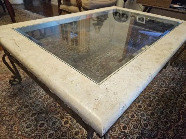 Mesa de Centro em Mármore Travertino Maciço com Vidro Bisotê 120x84 cm - Foto 2