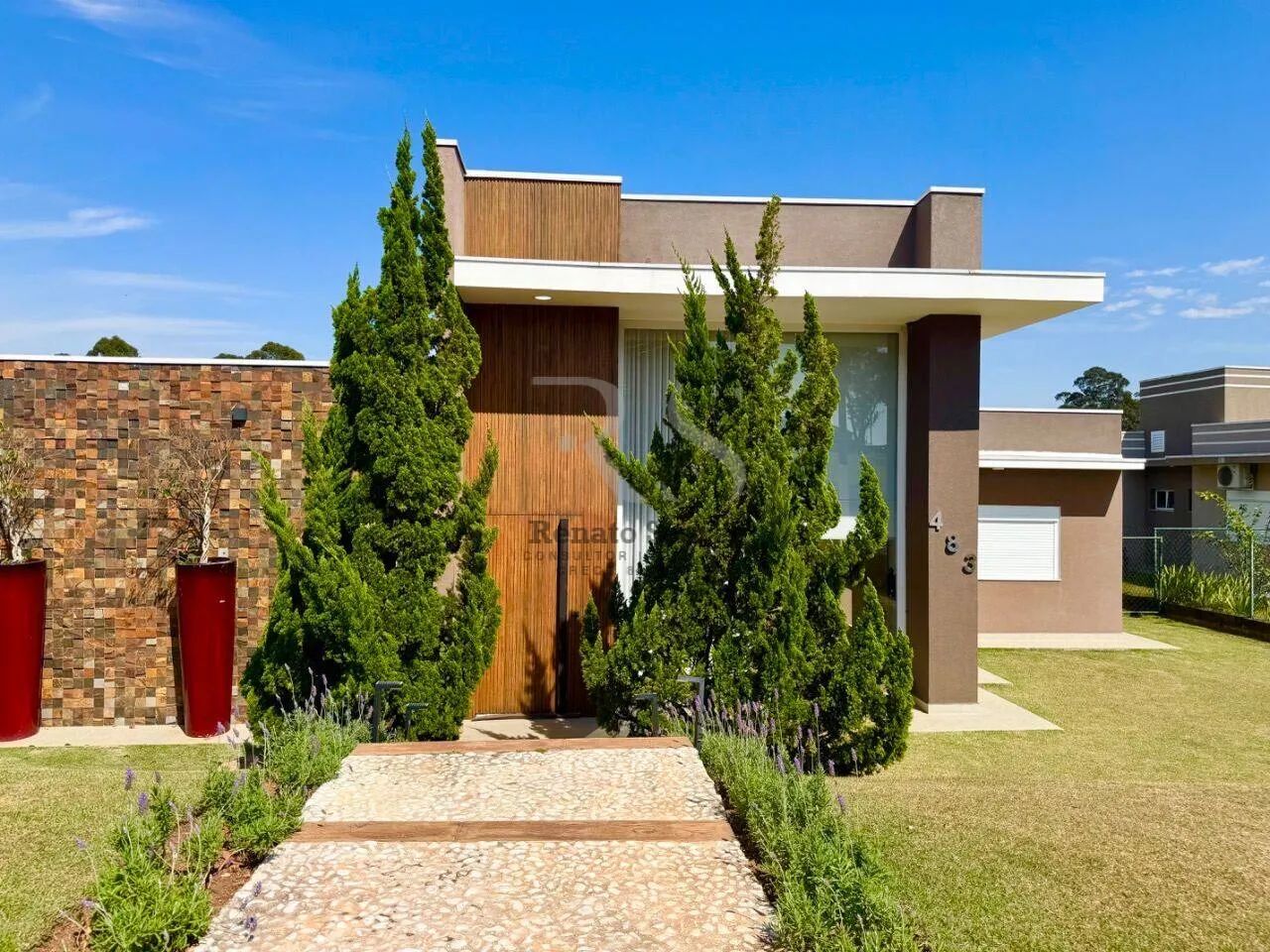 CASA TÉRREA MOBILIADA E DECORADA , COM 4 SUÍTES E PISCINA, INHANDJARA - Foto 3