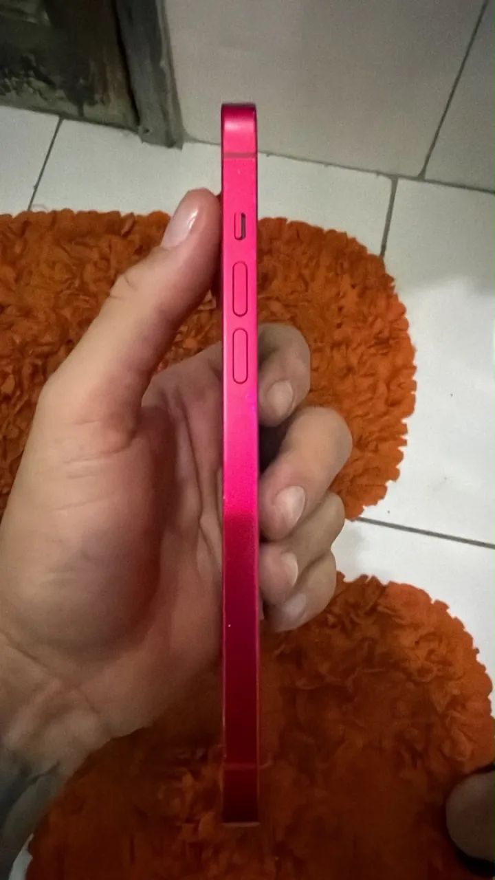 iPhone 14 Plus Red edition NOVO - Foto 2