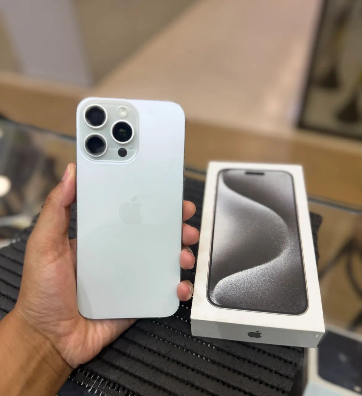 IPHONE 15 PRO MAX 256GB - SEMINOVO  - Foto 2
