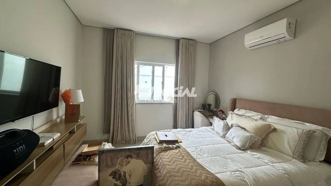 Excelente casa em condomínio fechado com 04 quartos - Foto 5