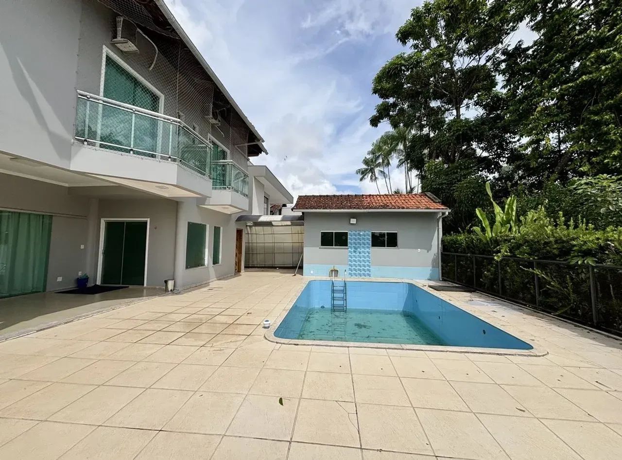Imóvel para aluguel possui 480 metros quadrados com 5 quartos em Parque Verde - Belém - PA - Foto 3
