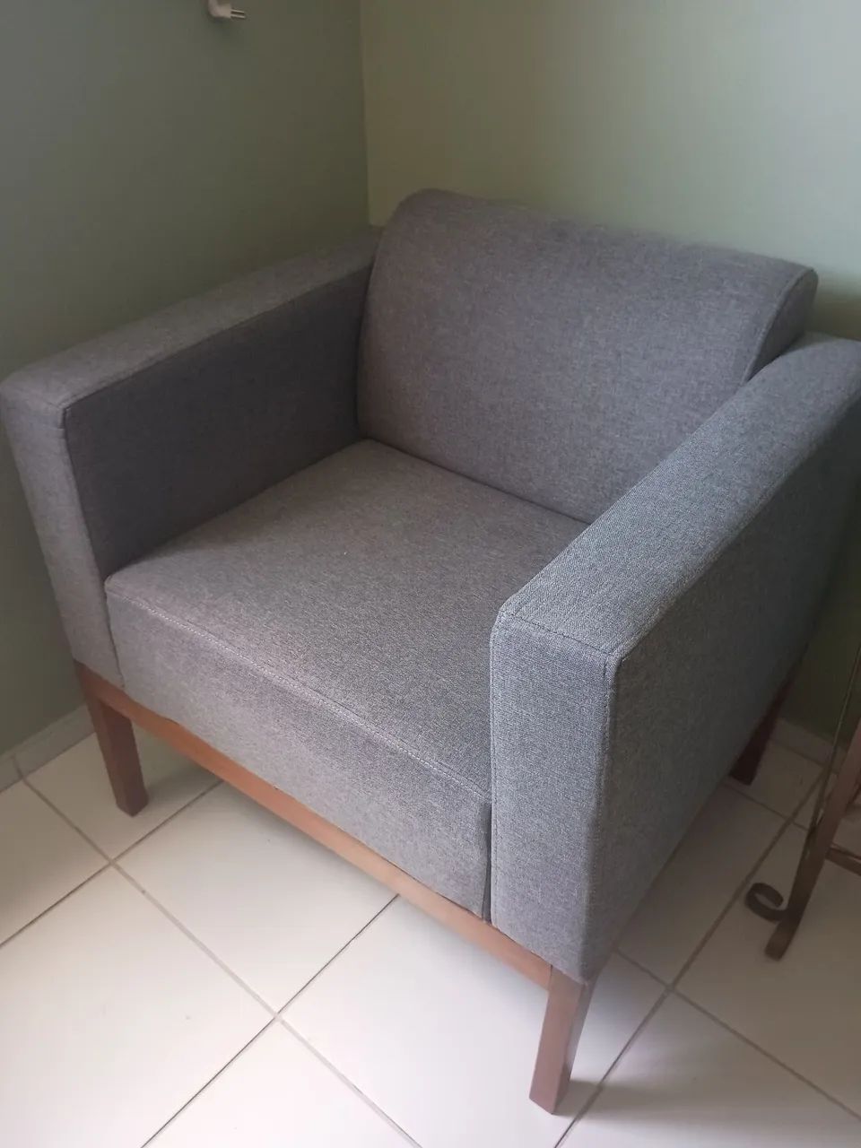 2 Poltronas para sala ou quarto.