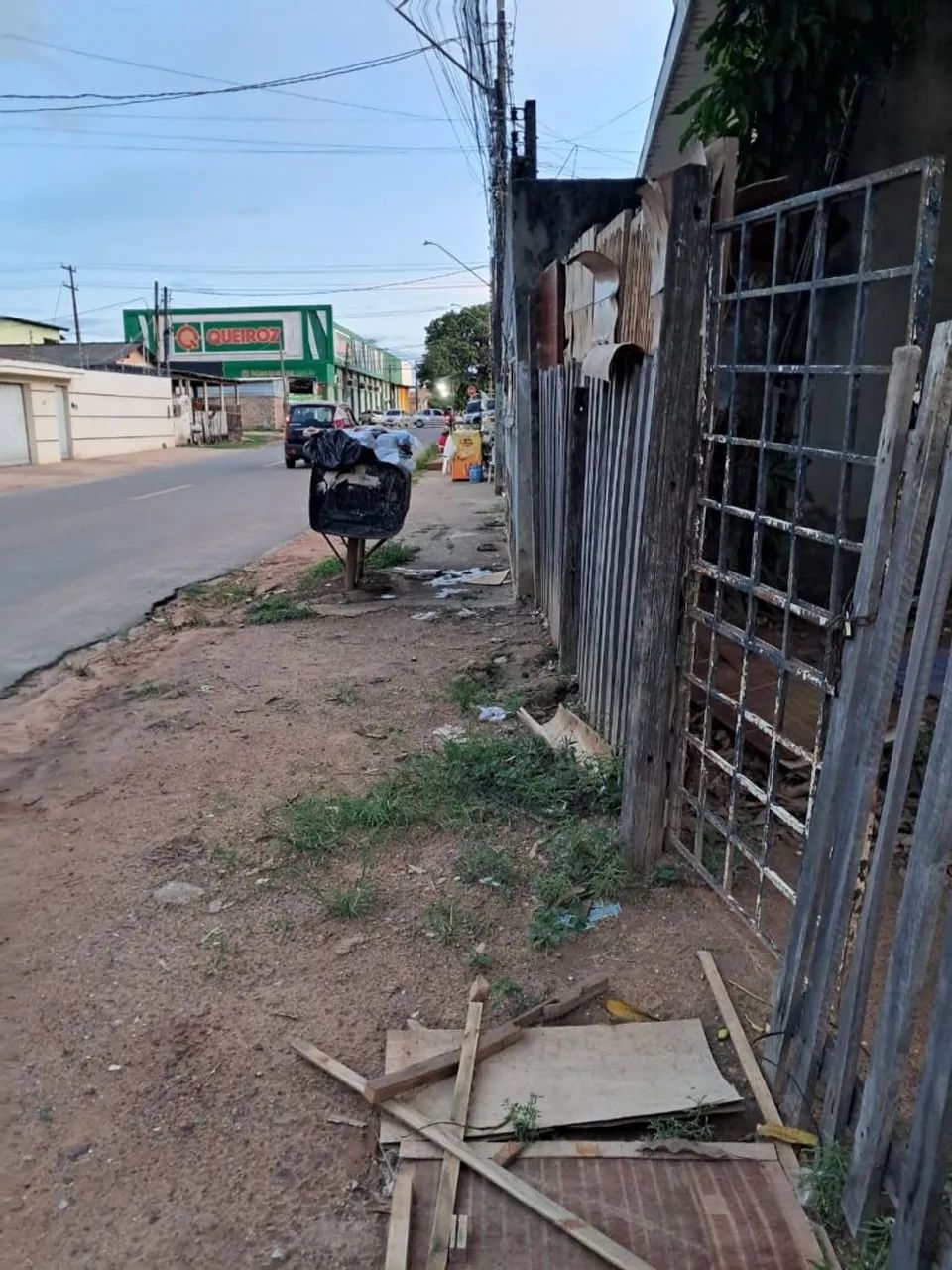 VENDE-SE UM TERRENO PERTO DA AV. ATAIDE TEIVE - Foto 4