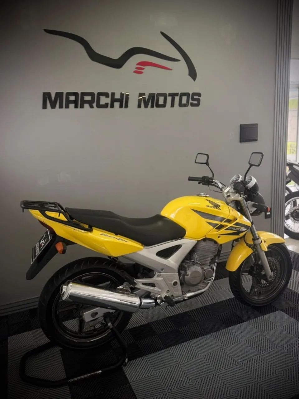CBX Twister 250  - Foto 5