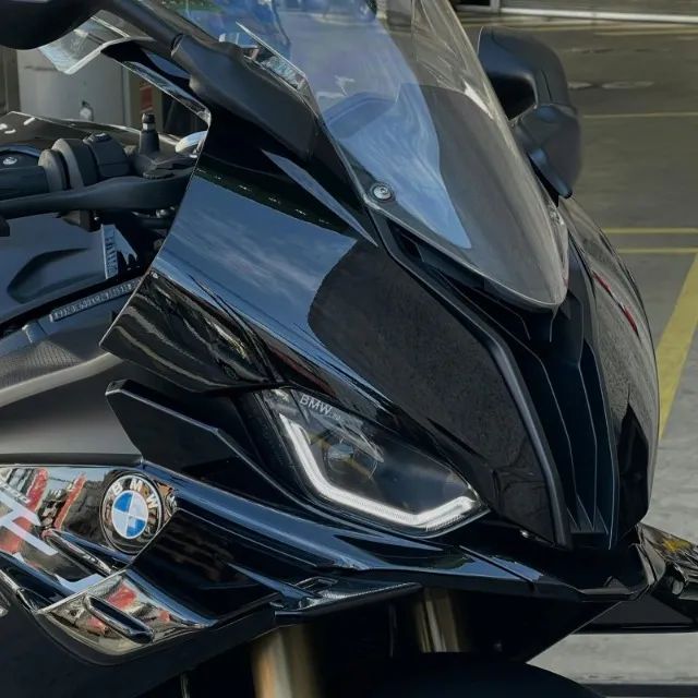BMW  - Foto 4