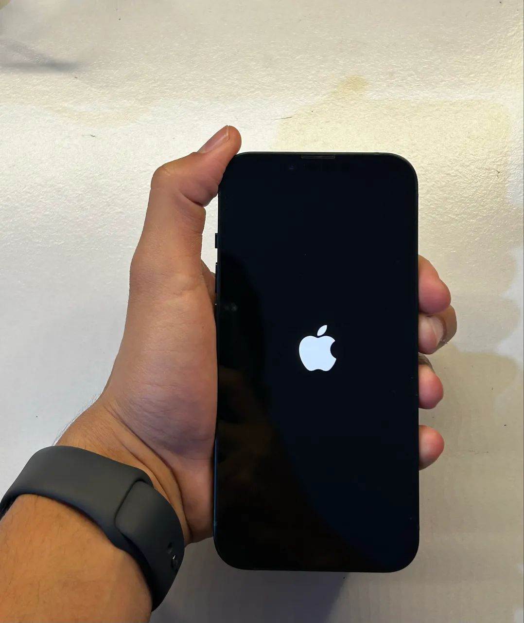 iPhone 14 Midnight 128GB - Excelente Estado