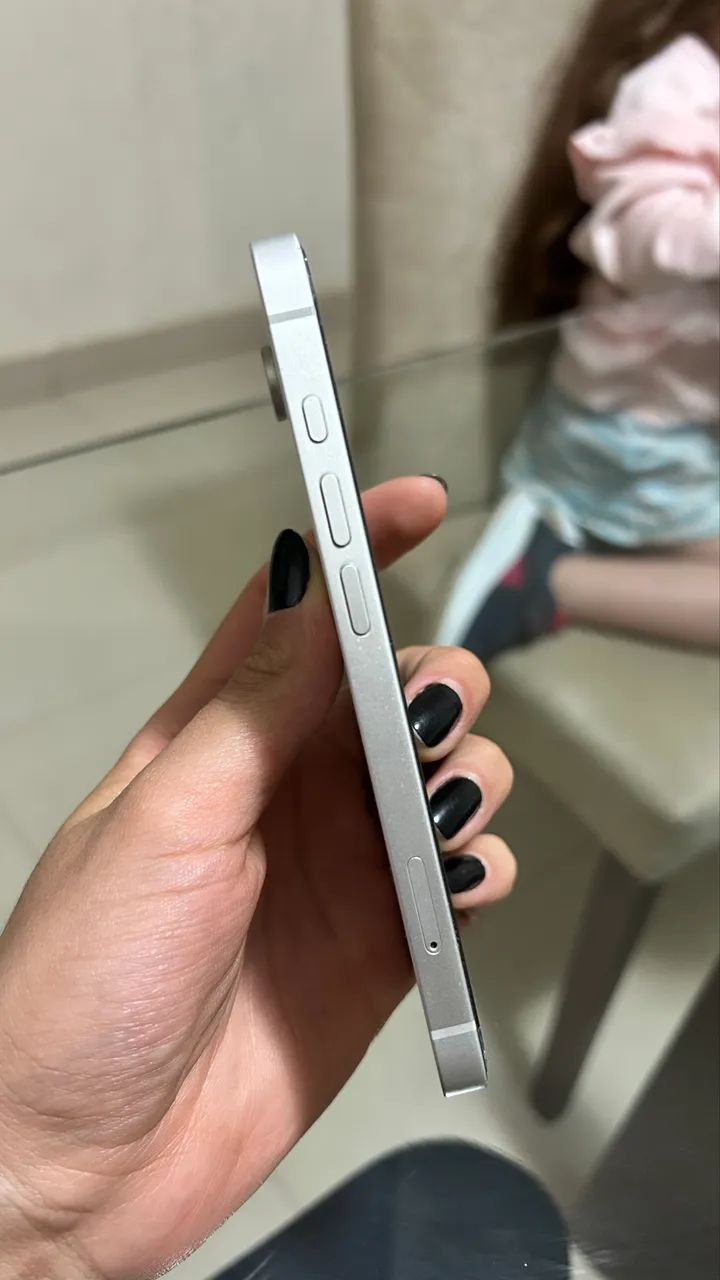 iPhone 16E perfeito estado  - Foto 4