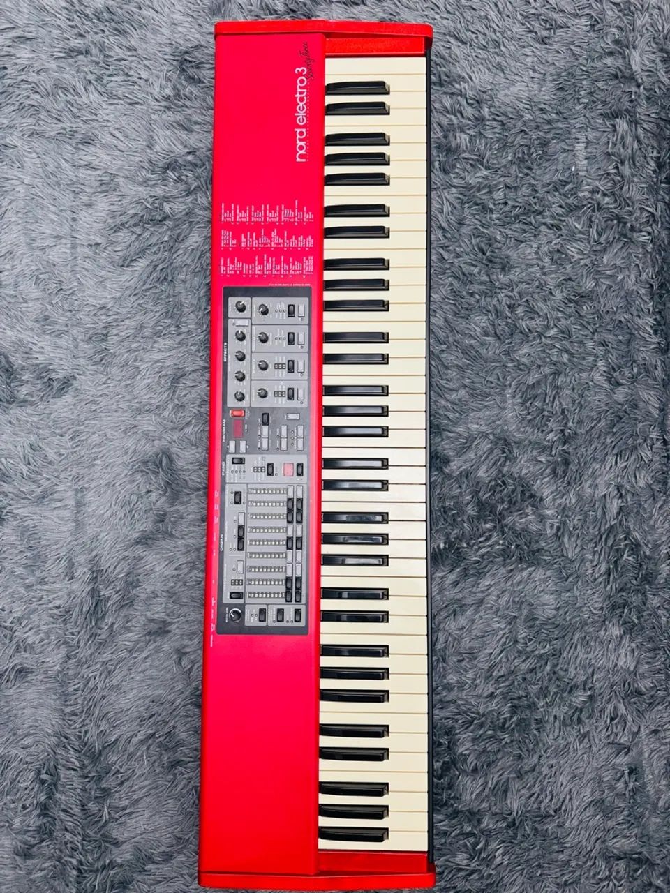 Teclado Nord Electro 3 73 teclas - Instrumentos musicais