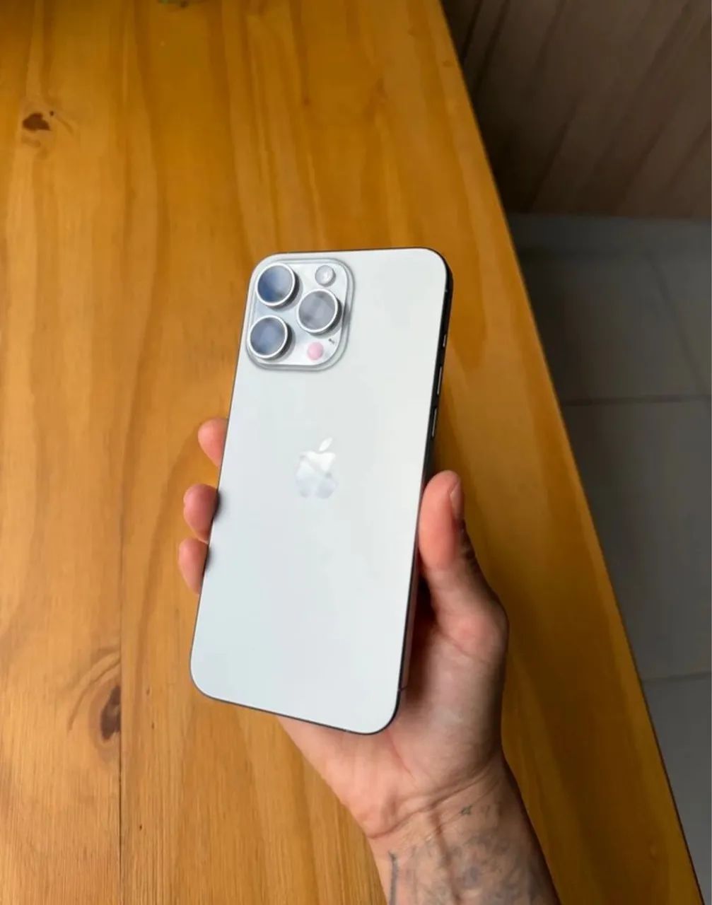 IPhone 15 pro Max 256Gb - Foto 2