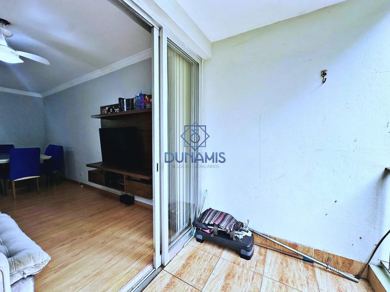 Apartamento conservado à venda em Prédio com lazer nas Astúrias no Guarujá/SP. - Foto 5