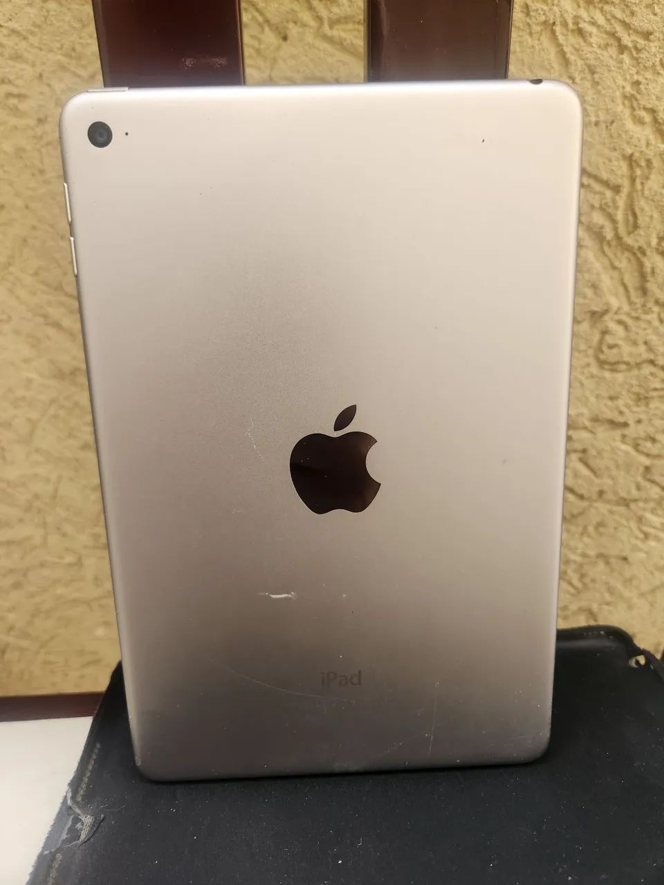 IPAD MINI 4 128G (TROCAS COM VOLTA$)
