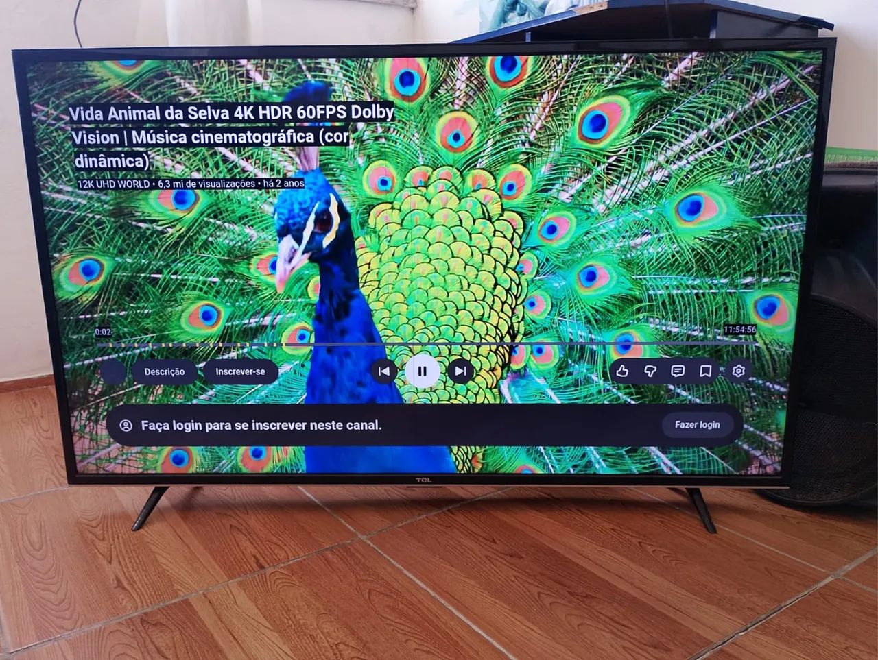 Tv TCL smart 4k 50 polegadas com 2 listras fio de cabelo não interfere em nada  - Foto 4