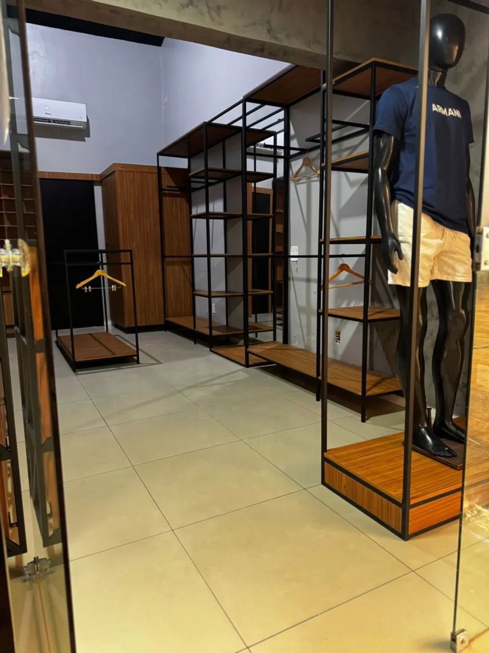 VENDO MÓVEIS DE LOJA! (OPORTUNIDADE!!)