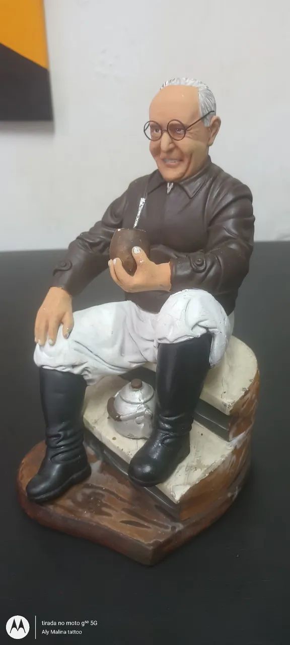 Getúlio Vargas Getulinho estátua  - Foto 3