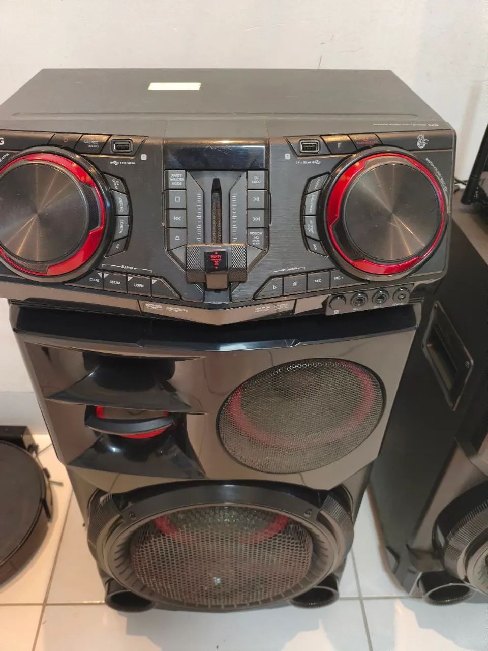 Som LG CJ98 2700RMS - Foto 2