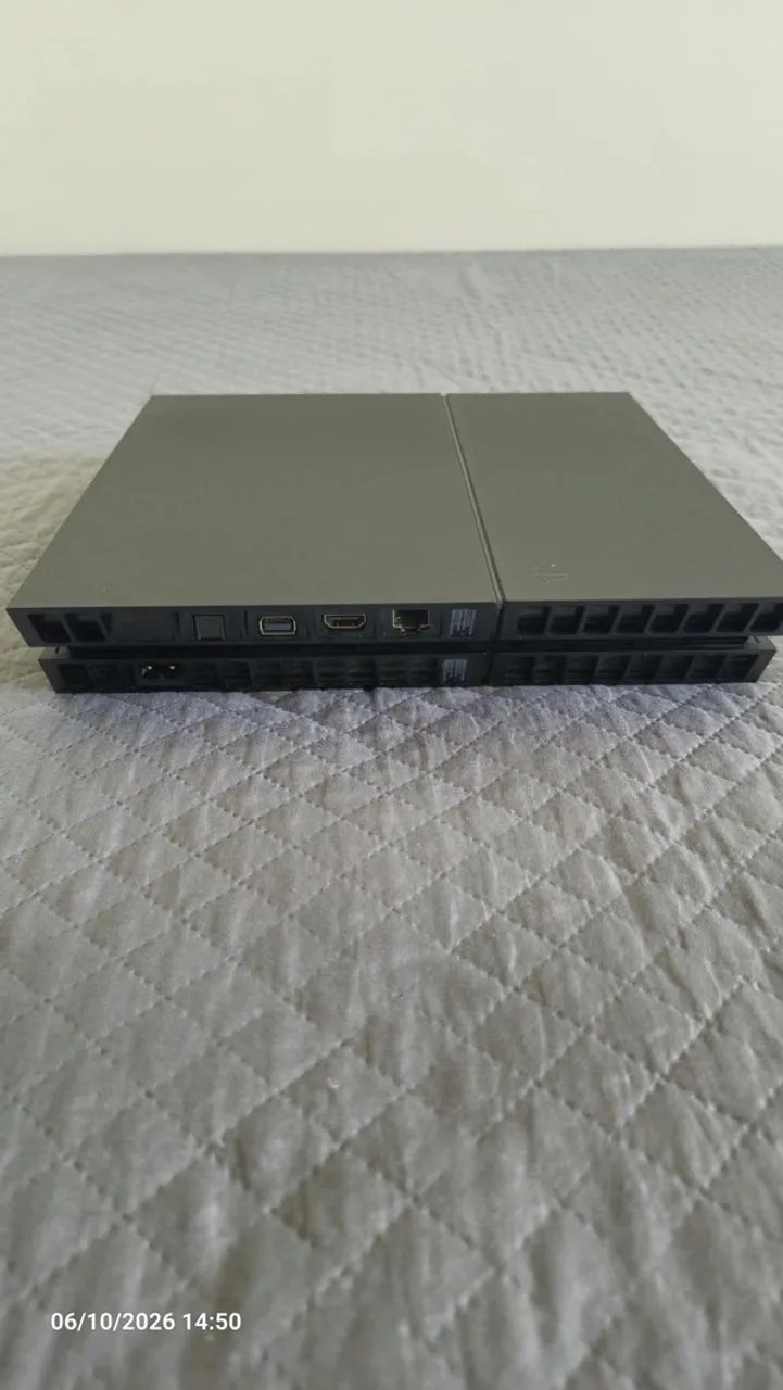 Ps4 com 2 controles - Foto 2