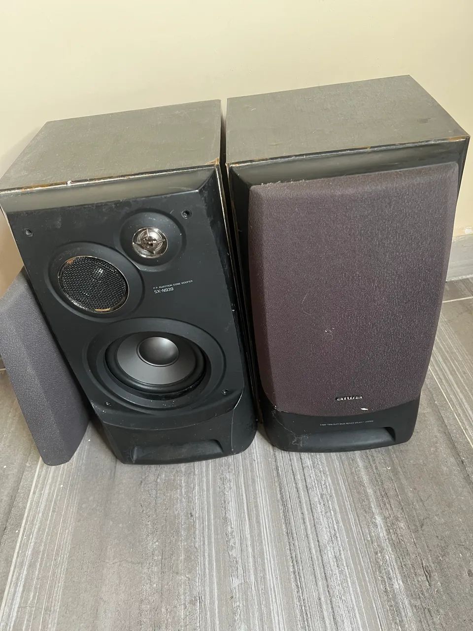 Caixas Aiwa - Foto 2