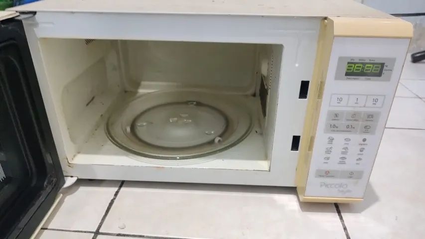 O microondas Panasonic Piccolo Style 23 litros - Foto 5
