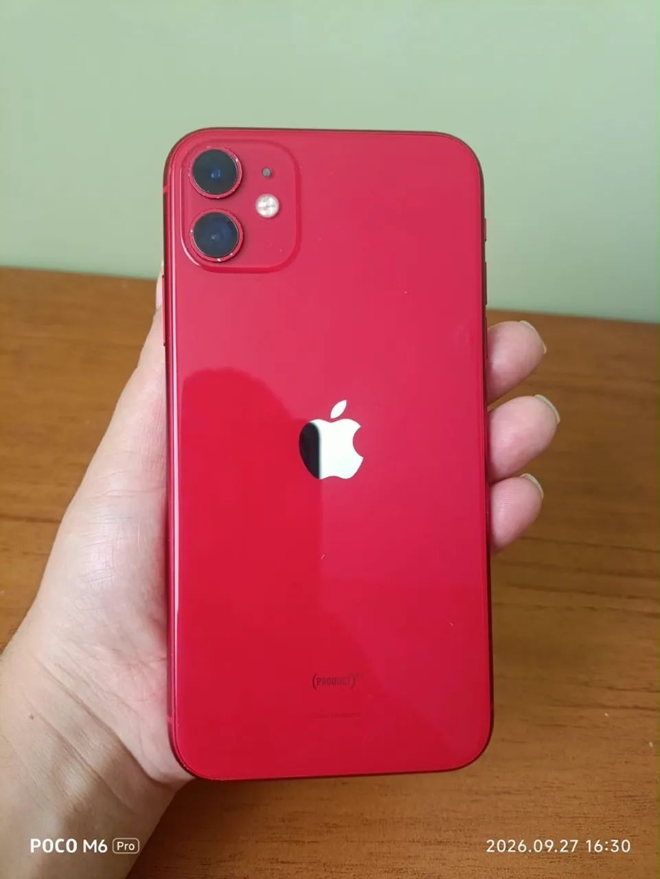Vendo IPhone 11 Vermelho