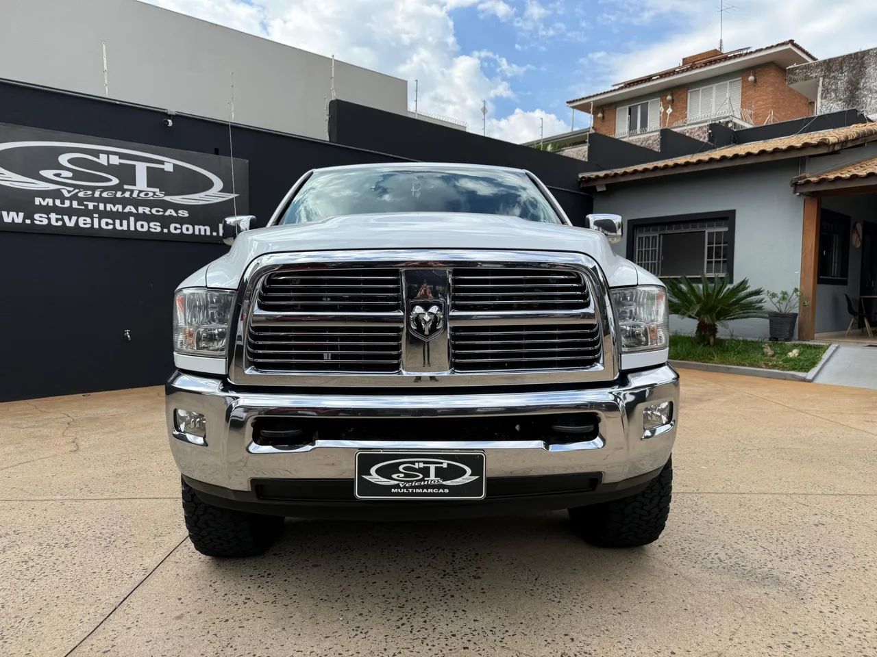 Ram 2500 2500 LARAMIE  6.7 TDI  CD 4x4 Diesel 2012